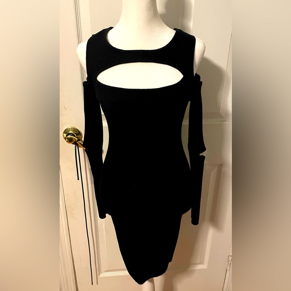 Zara Knit-Cut out dress-Small-New never worn